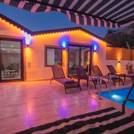 Patara 2 Bedroom Secluded With Private Pool Hot Tub 卡尔坎