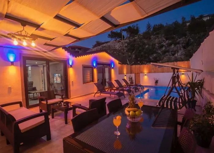 Patara 2 Bedroom Secluded With Private Pool Hot Tub 别墅 *